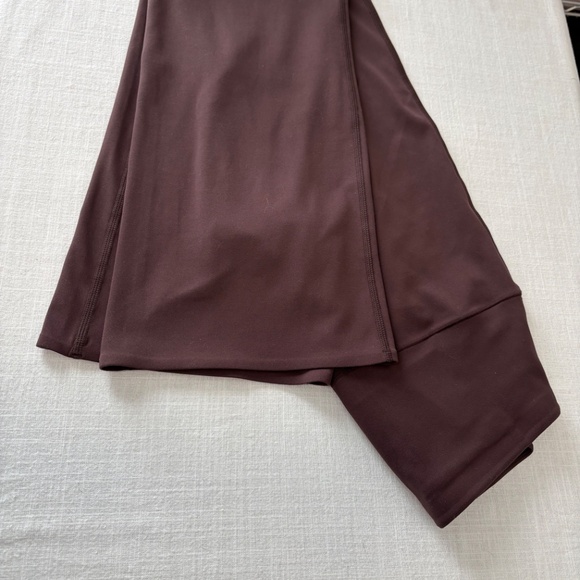 NWT Uniqlo AIRism Flare Pants Chocolate Brown- M - Picture 11 of 12